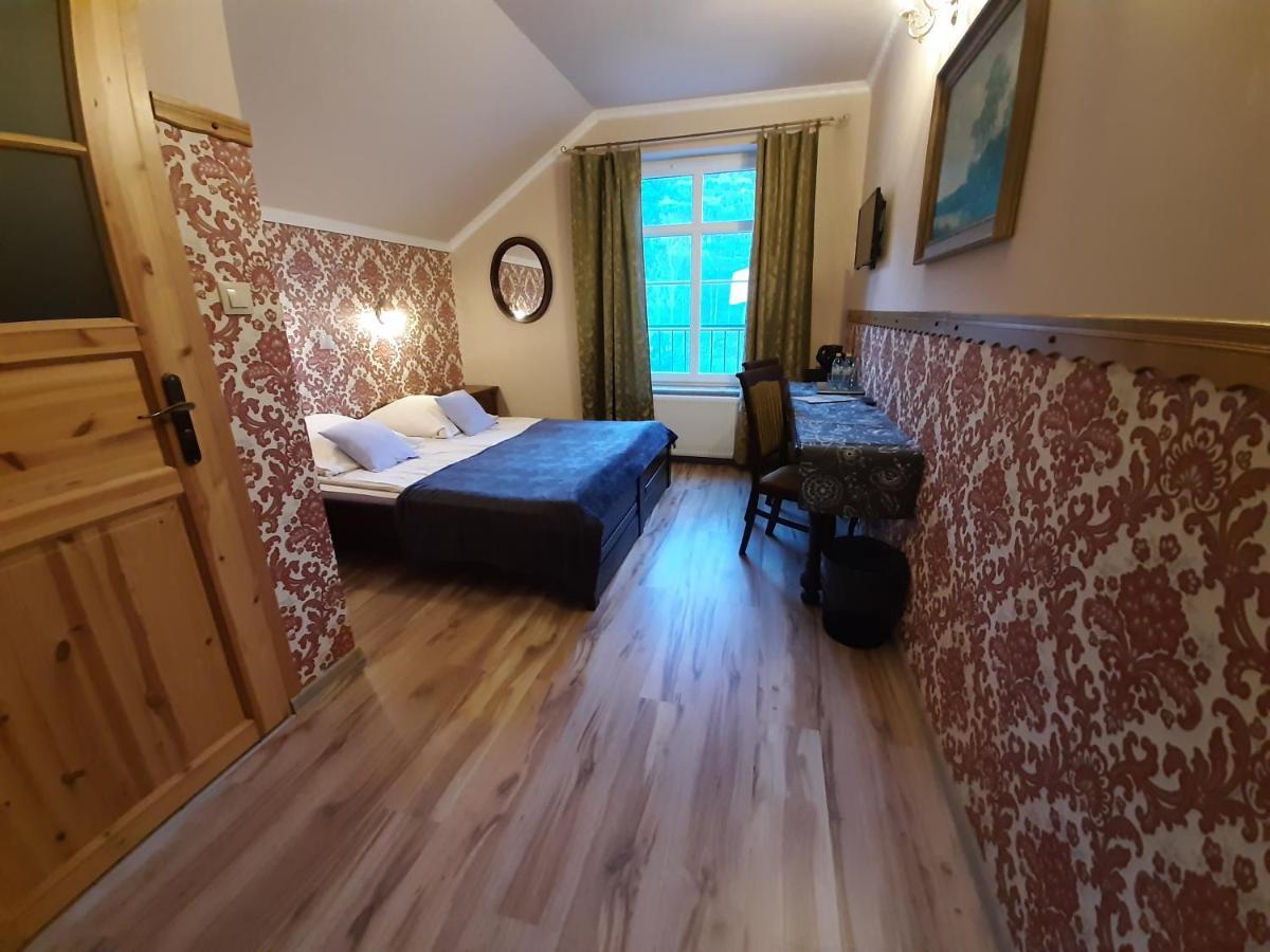 Dworek Bursztynowe Piaski Danzica Esterno foto